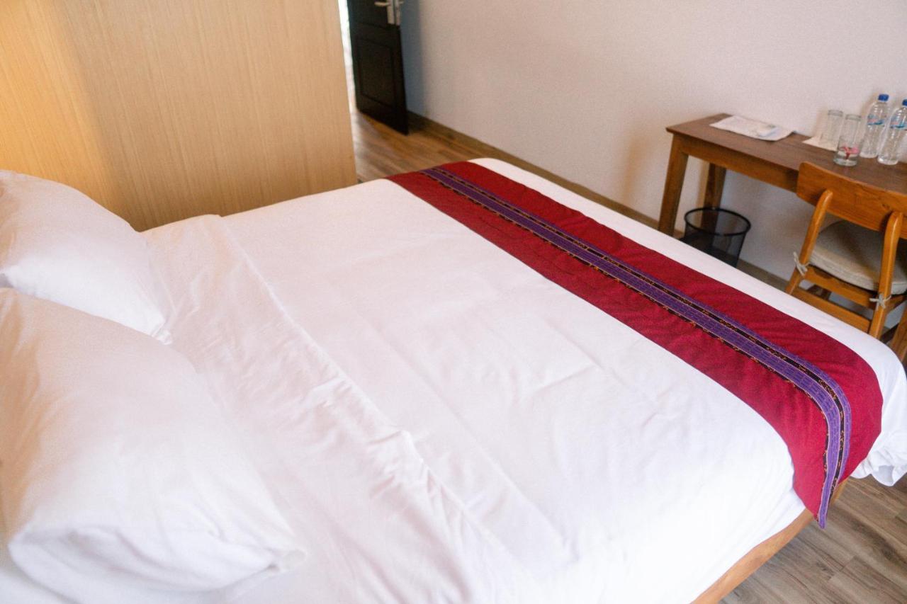 Christika Homestay 纳闽巴霍 外观 照片